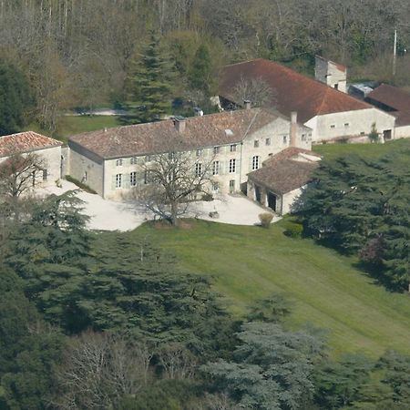 Domaine De Lamassas Bed & Breakfast Hautefage-la-Tour Bagian luar foto