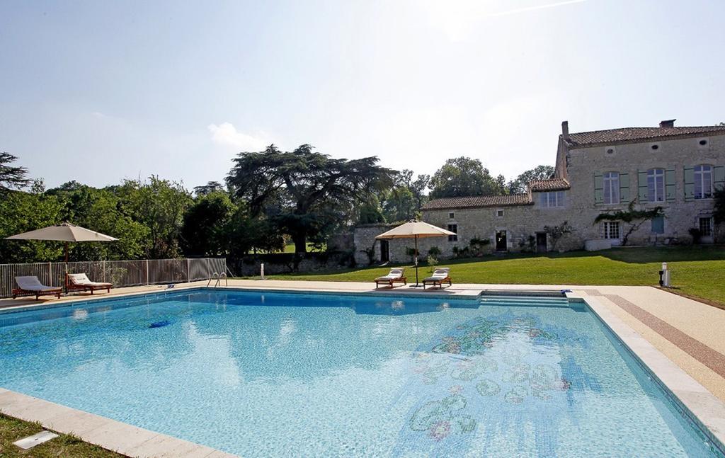 Domaine De Lamassas Bed & Breakfast Hautefage-la-Tour Bagian luar foto